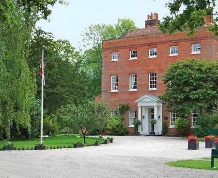 Mulberry House Guest House Ongar Eksteriør bilde