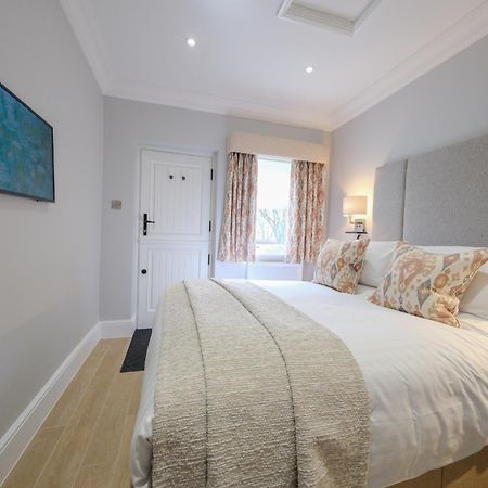 Mulberry House Guest House Ongar Eksteriør bilde