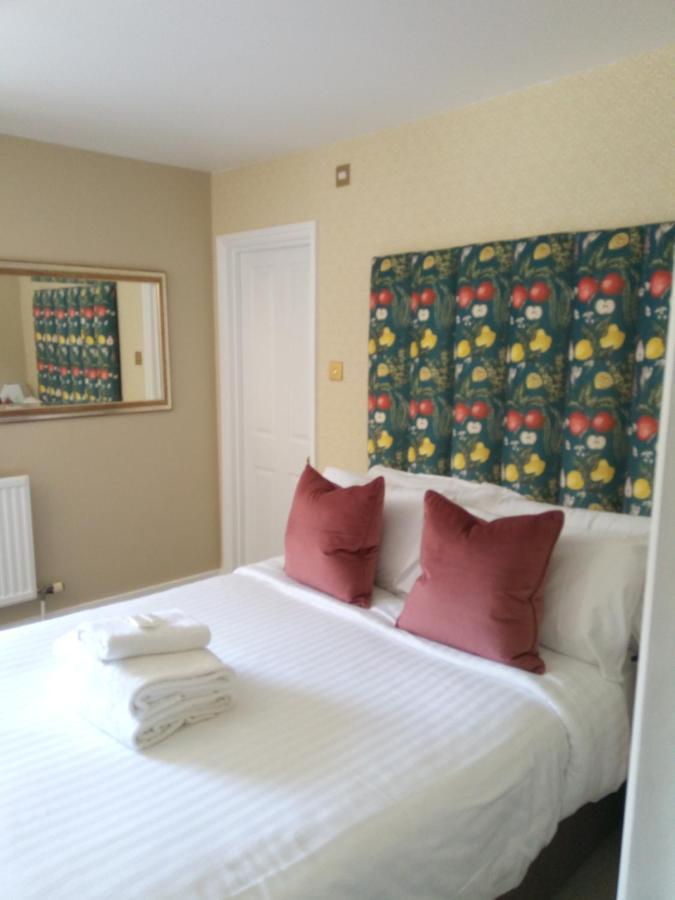 Mulberry House Guest House Ongar Eksteriør bilde
